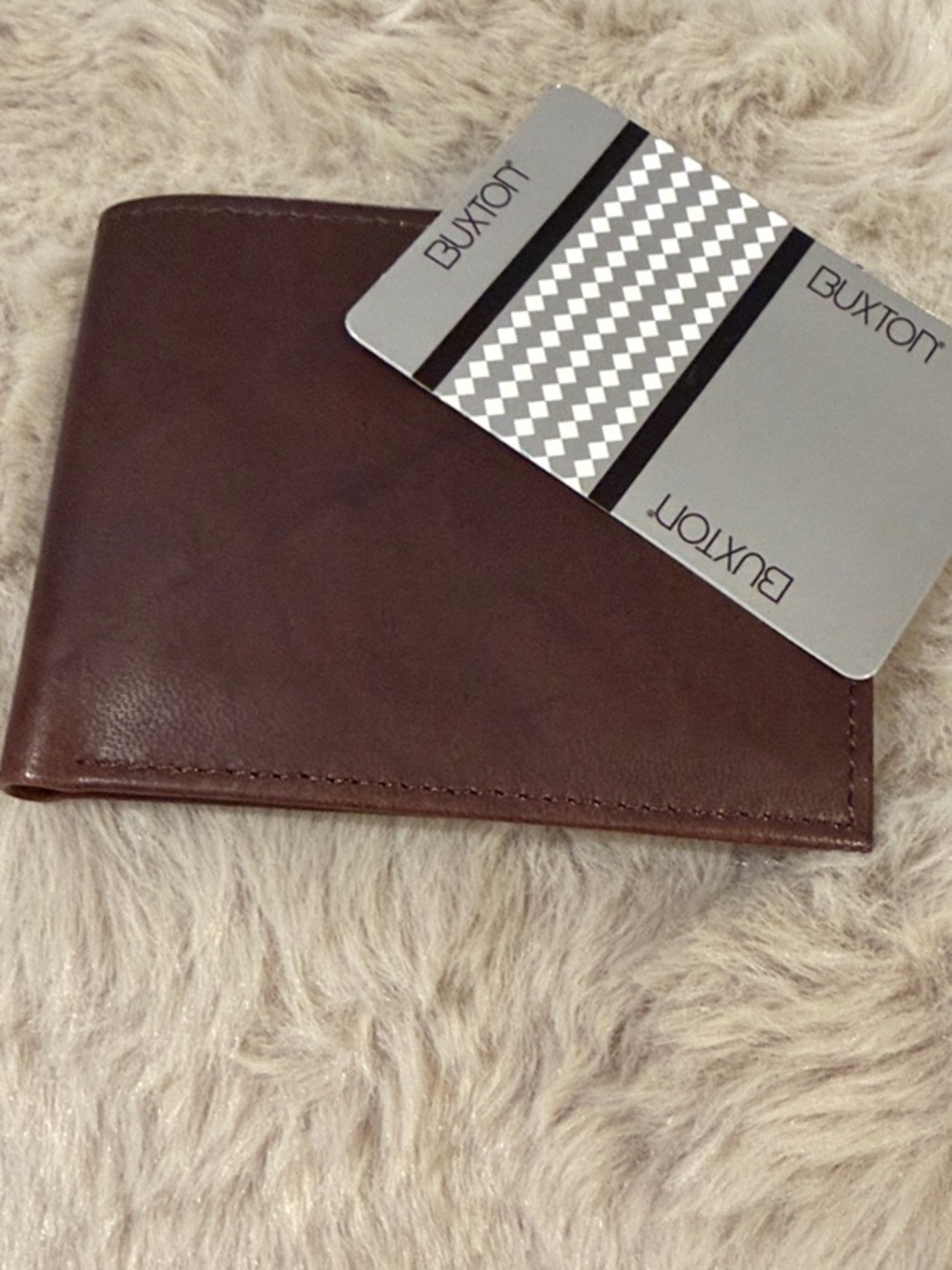 Buxton Men’s Brown Leather Bifold Wallet
